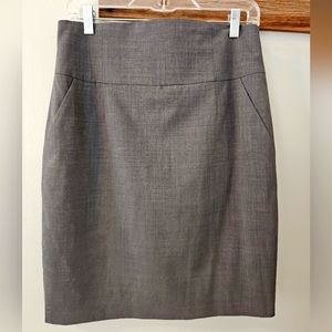 Banana Republic Gray Wool Blend Pencil Skirt Sz 10 with real POCKETS and stretch